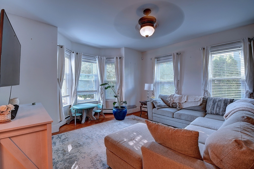 134 Chapin St