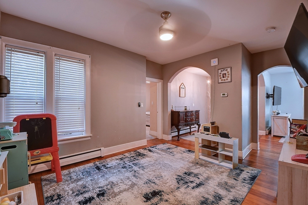 134 Chapin St