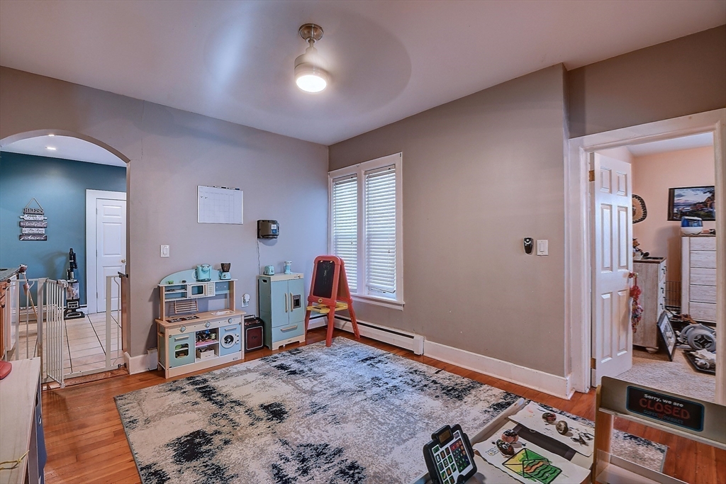 134 Chapin St