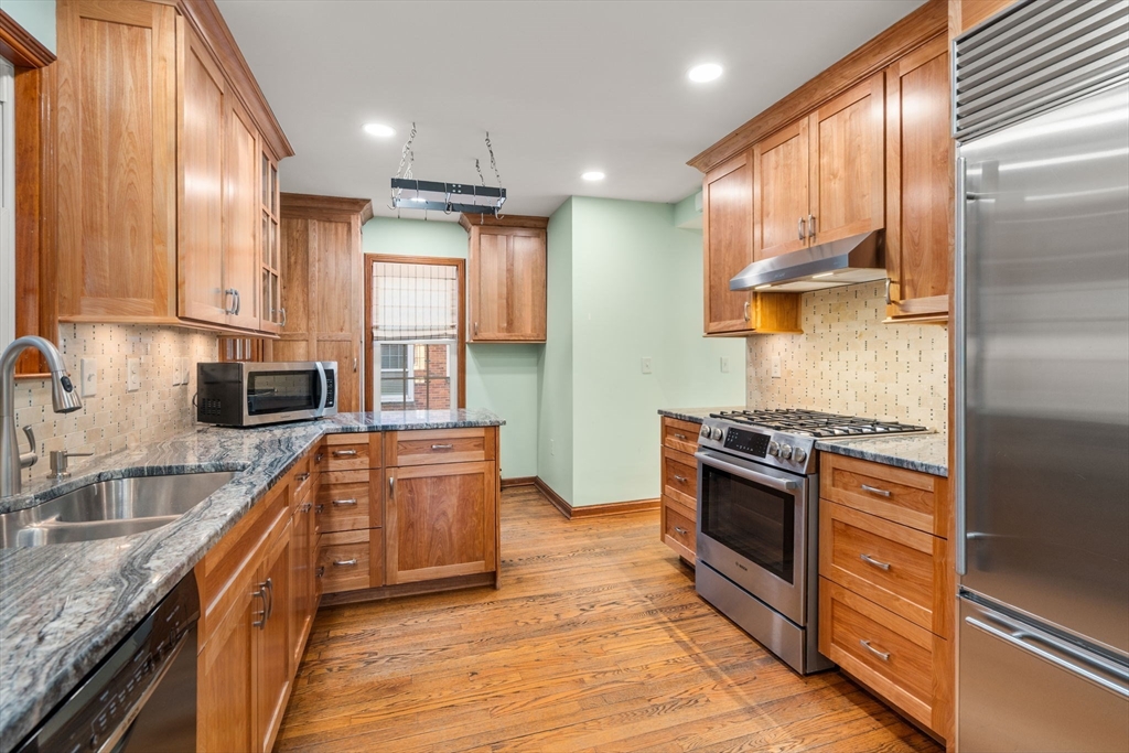 134 Richmond Ave