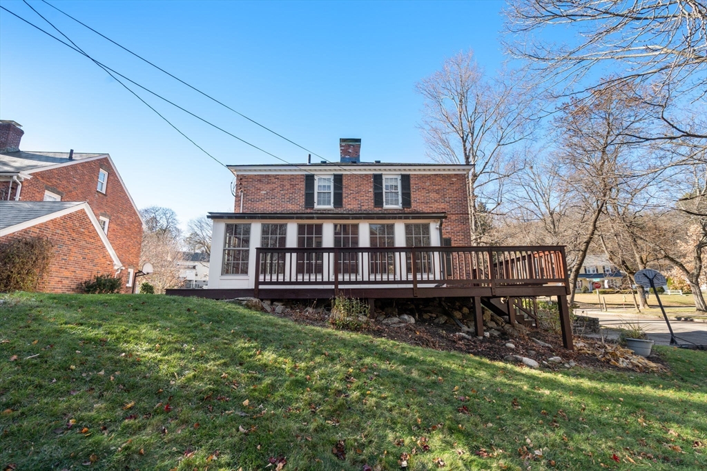134 Richmond Ave