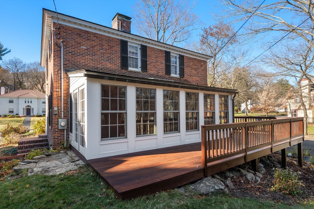 134 Richmond Ave