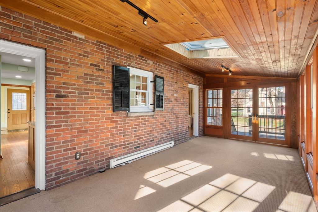 134 Richmond Ave