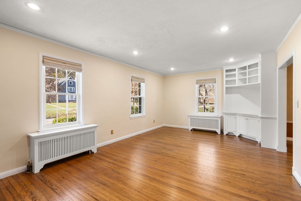 134 Richmond Ave