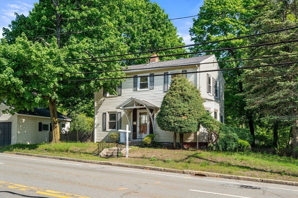 1231 Pleasant St
