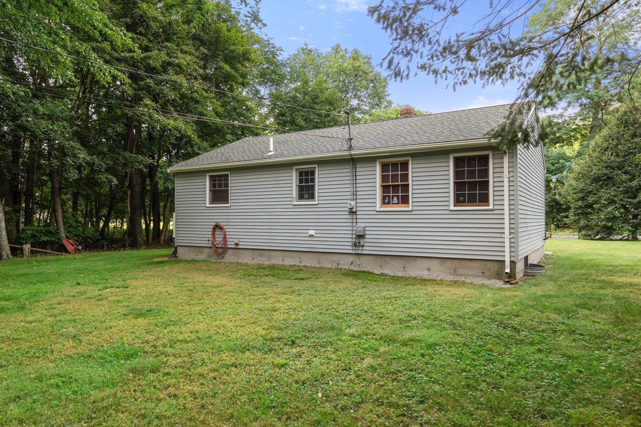 12 Winifred Ave
