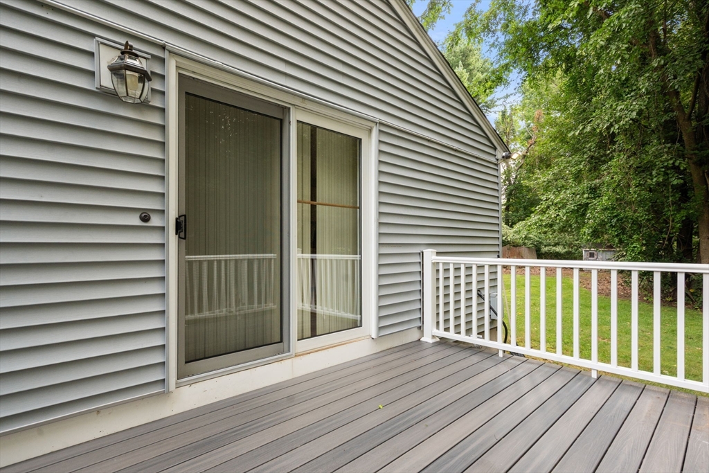 12 Winifred Ave