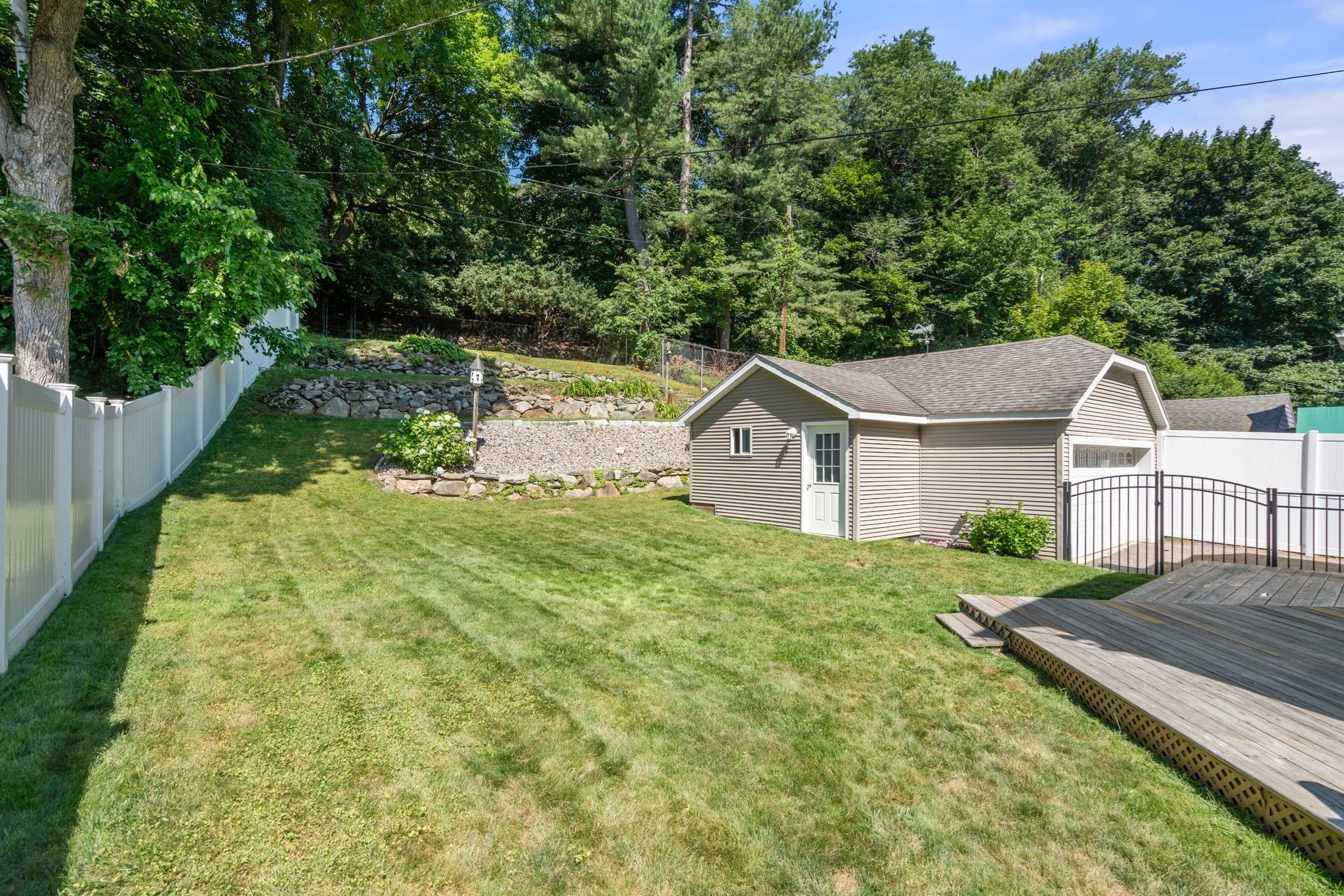 43 Laconia Rd