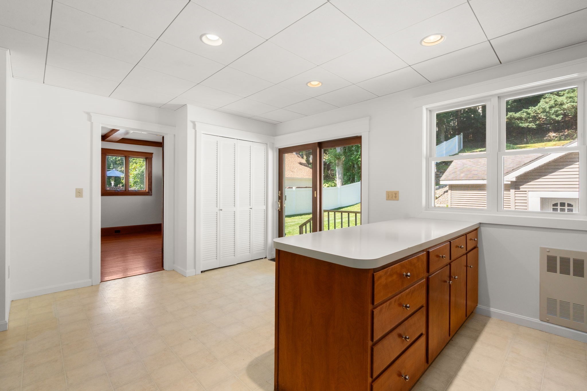 43 Laconia Rd