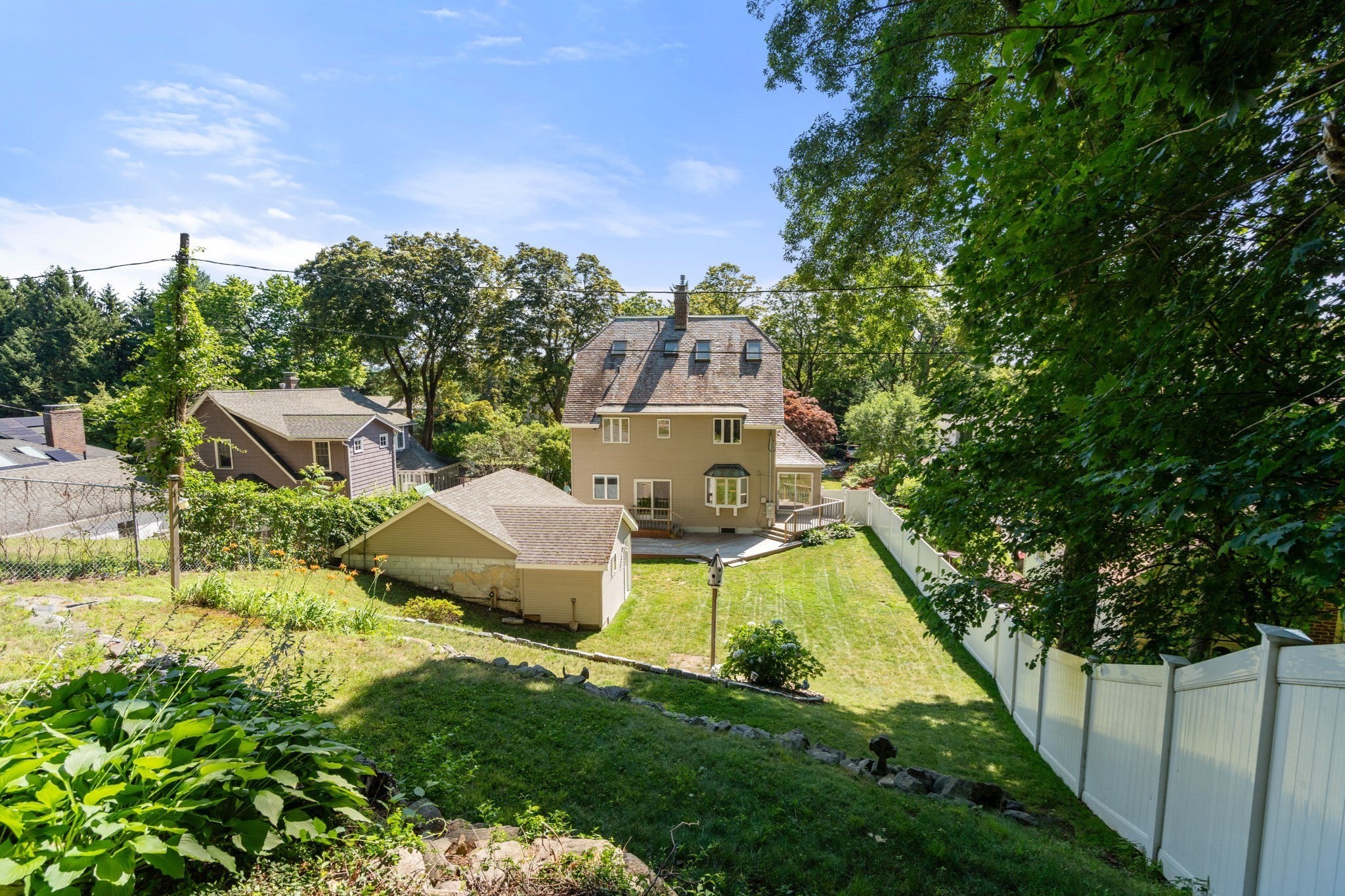 43 Laconia Rd