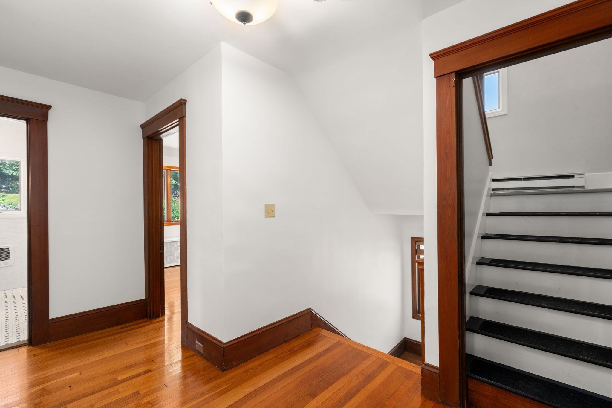 43 Laconia Rd