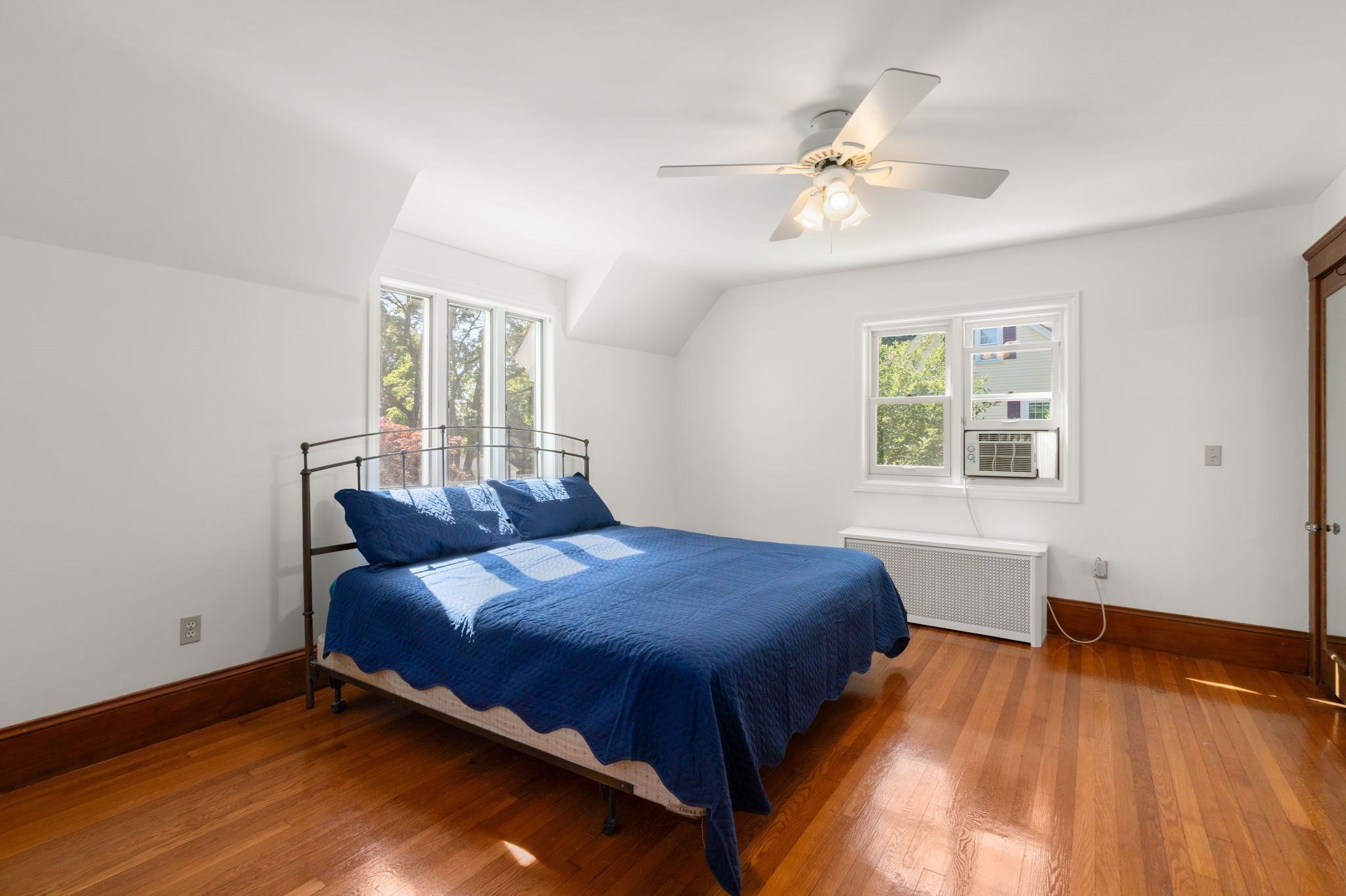 43 Laconia Rd