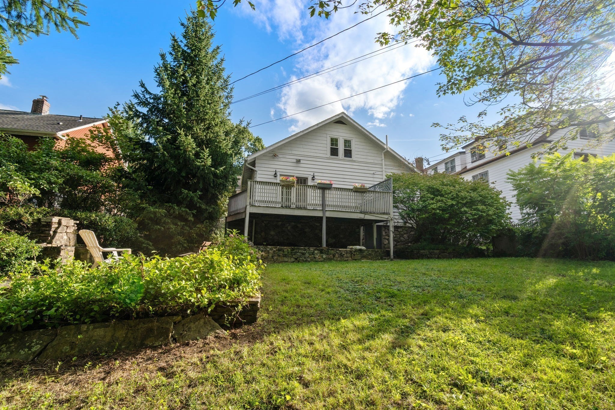 132 May St