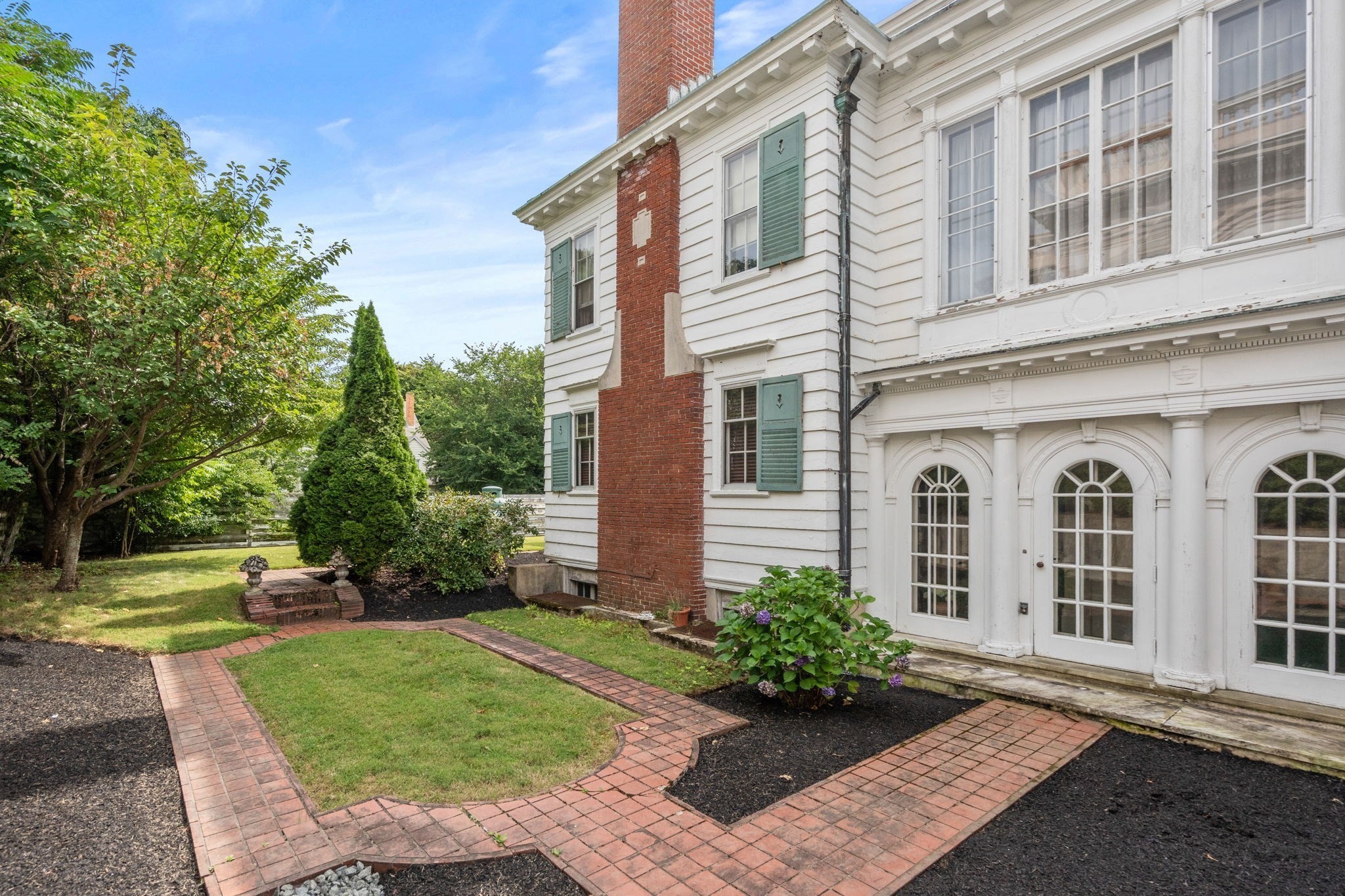 2 Military Rd