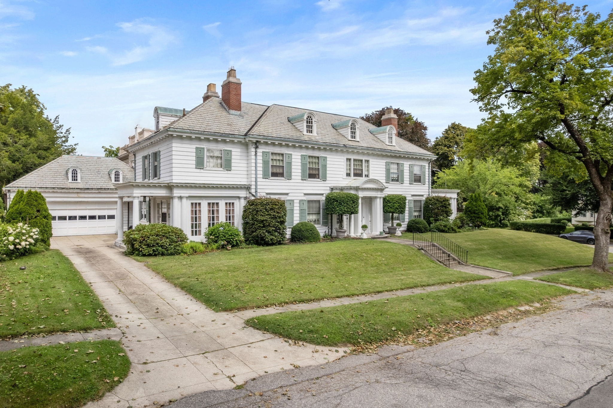 2 Military Rd
