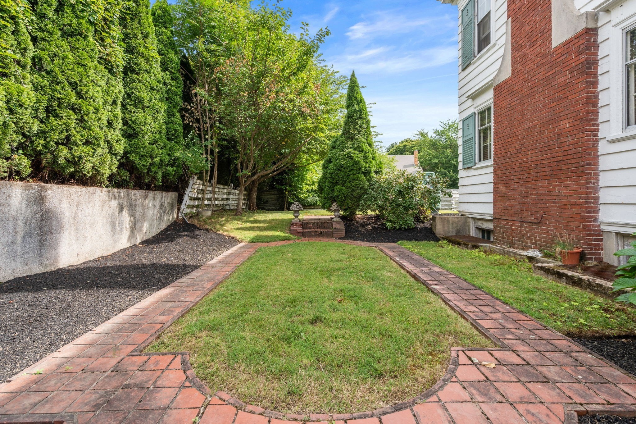 2 Military Rd