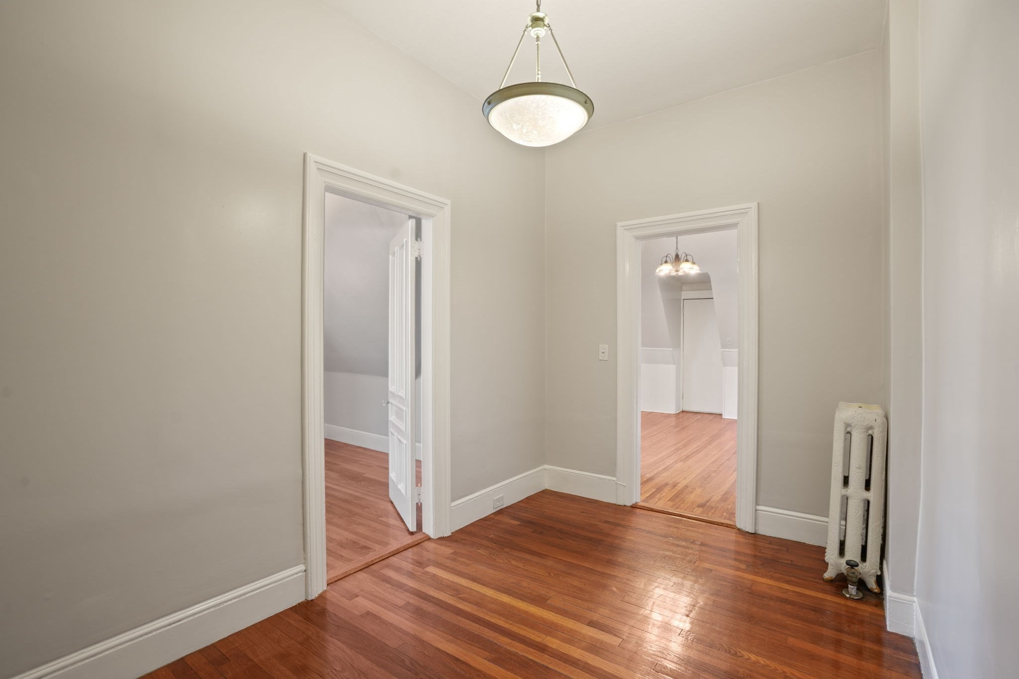 8 Claremont St # 3A