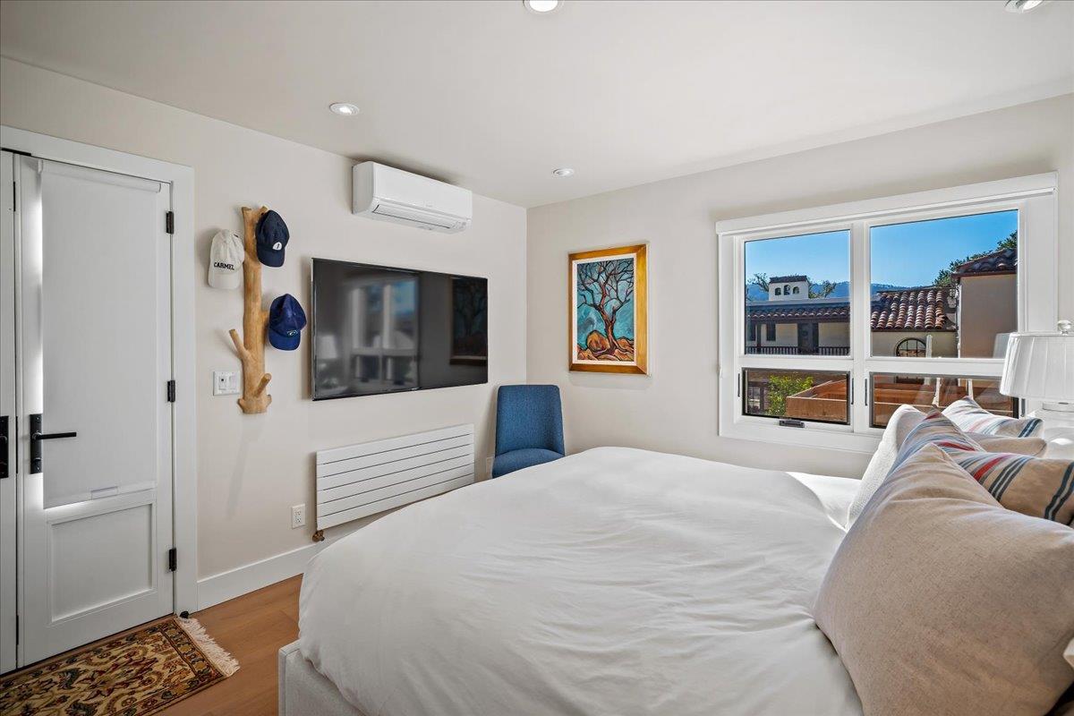 2 NW Northwest San Carlos