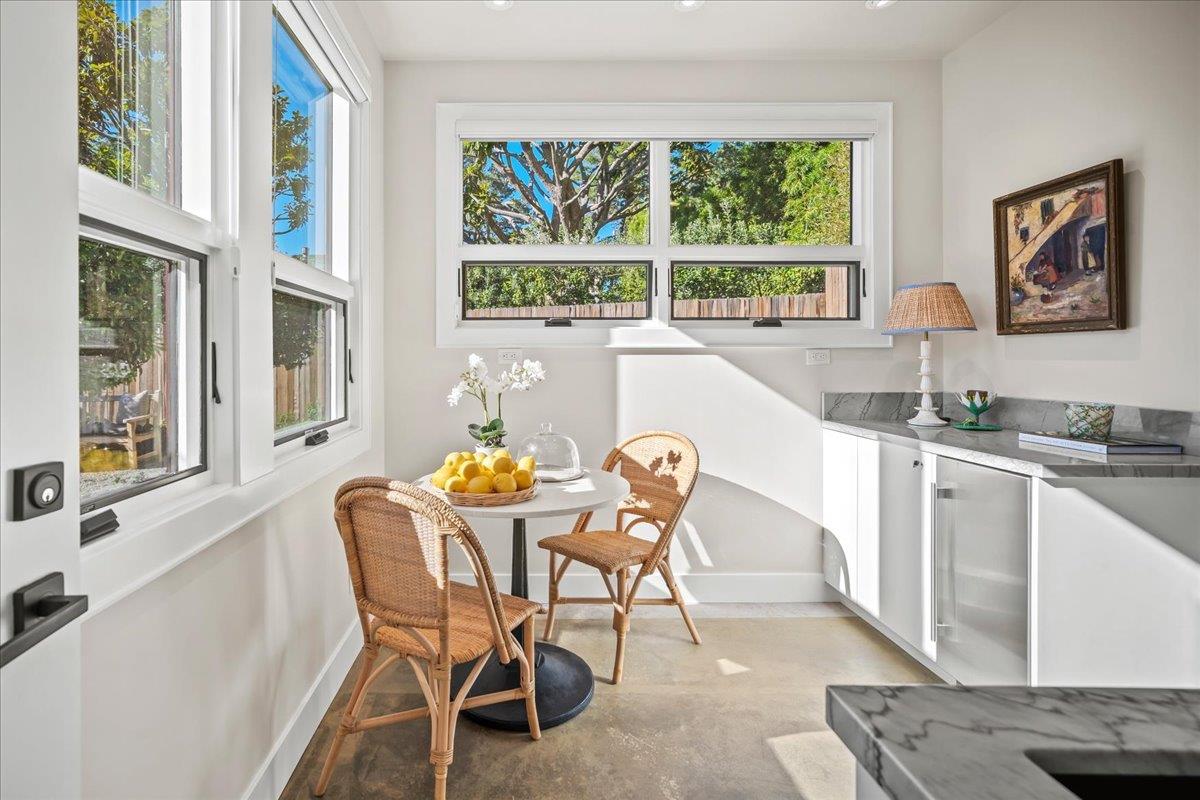 2 NW Northwest San Carlos