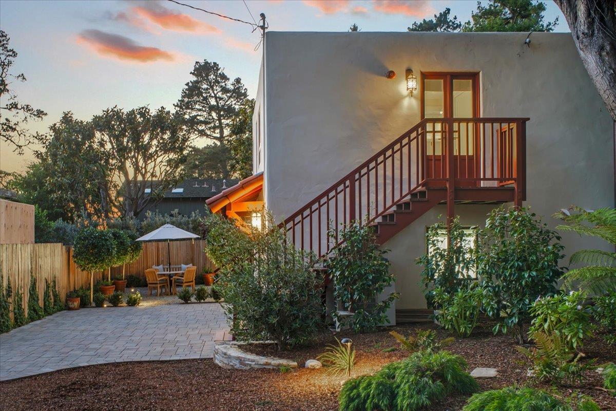 2 NW Northwest San Carlos