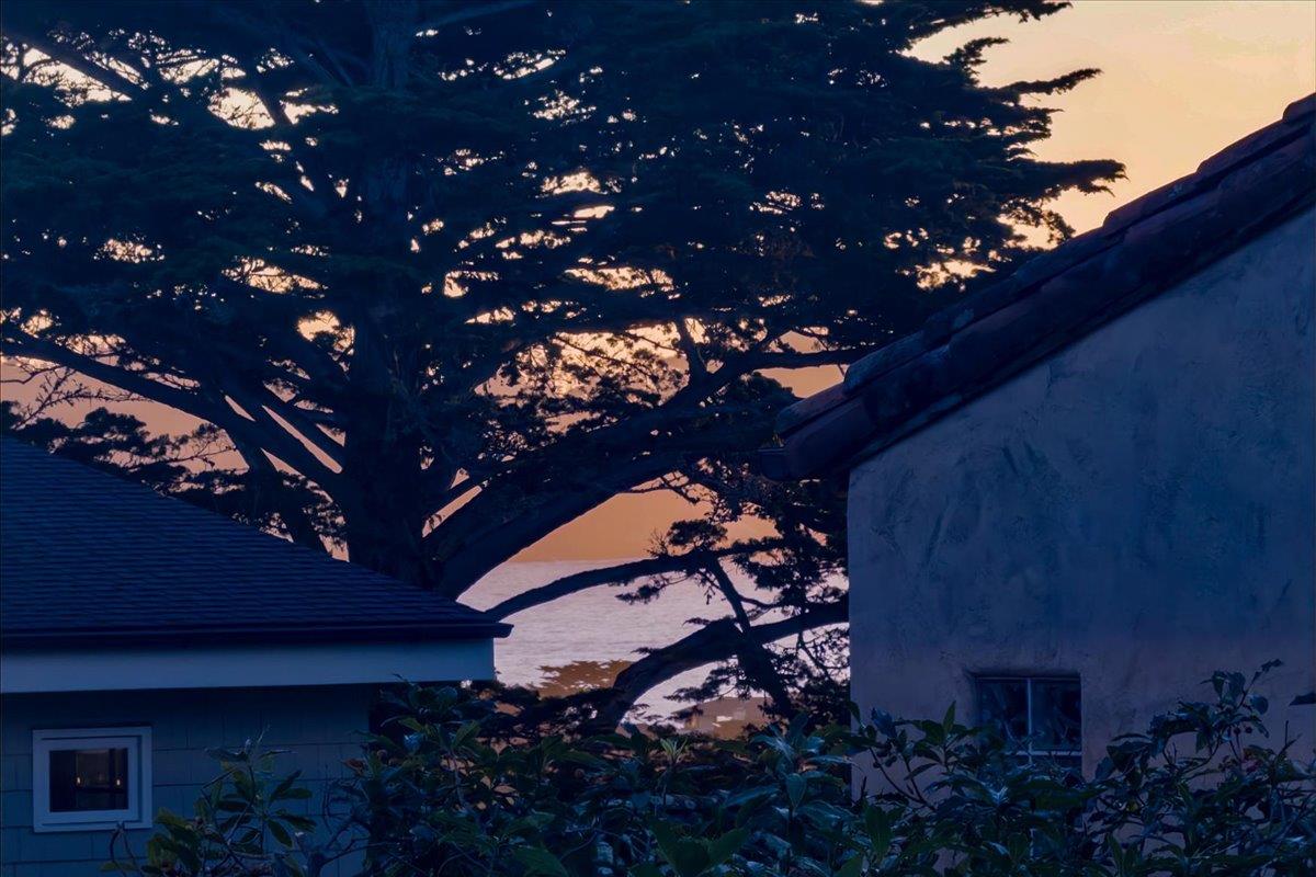 2 NW Northwest San Carlos