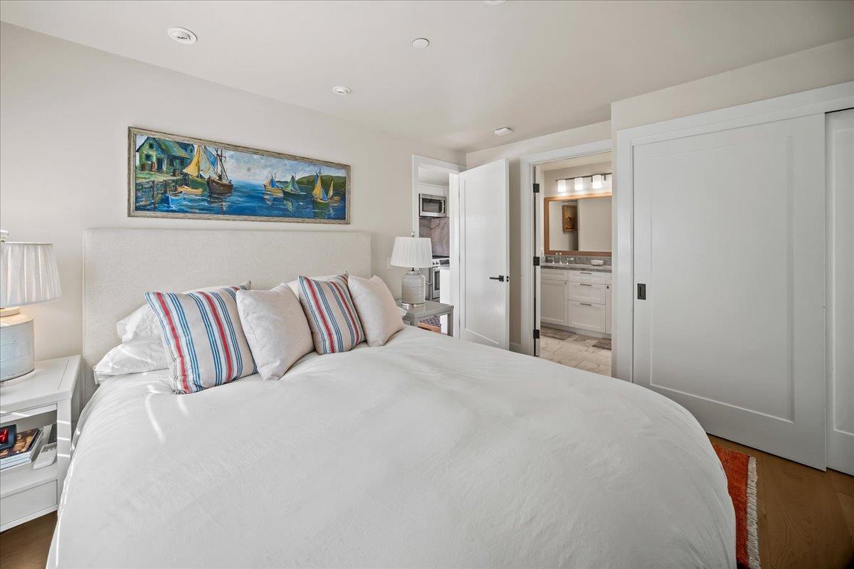 2 NW Northwest San Carlos