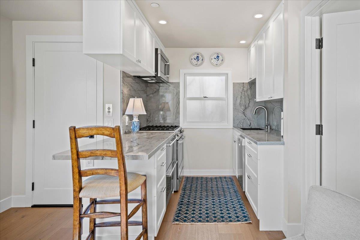 2 NW Northwest San Carlos