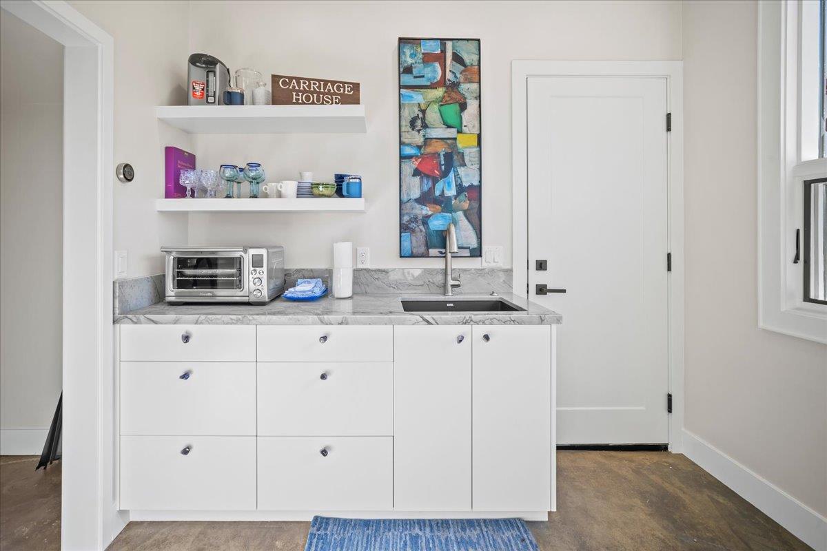 2 NW Northwest San Carlos