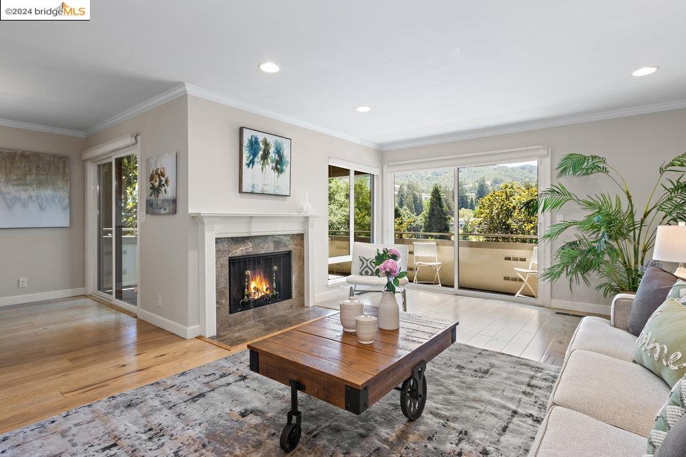 3446 Rossmoor Pkwy # 2