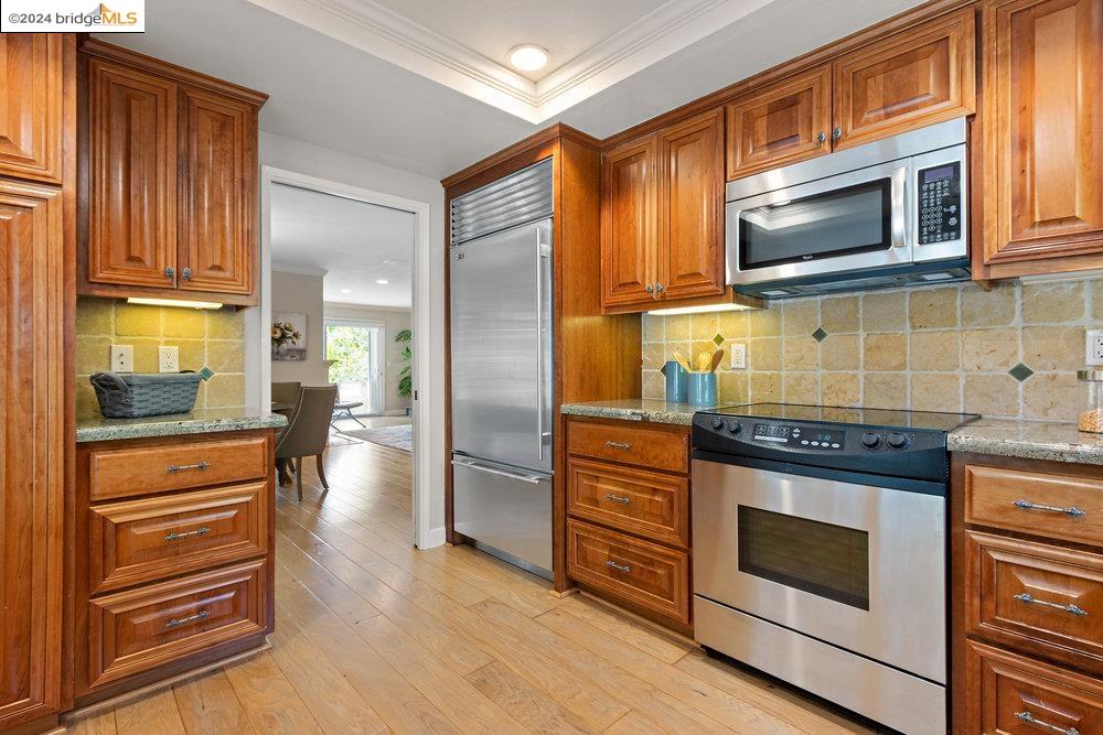 3446 Rossmoor Pkwy # 2