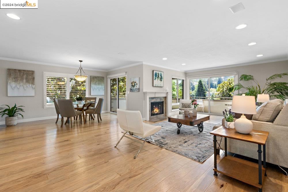 3446 Rossmoor Pkwy # 2