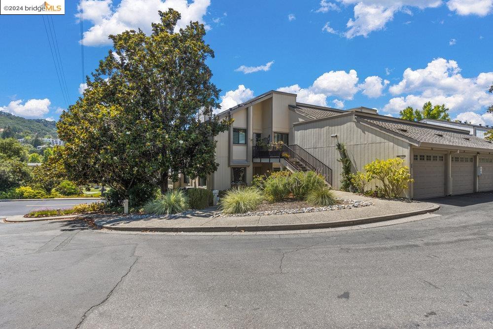 3446 Rossmoor Pkwy # 2