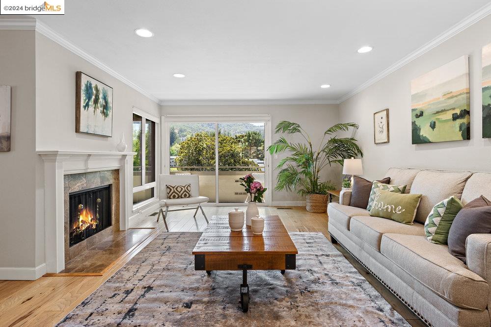 3446 Rossmoor Pkwy # 2