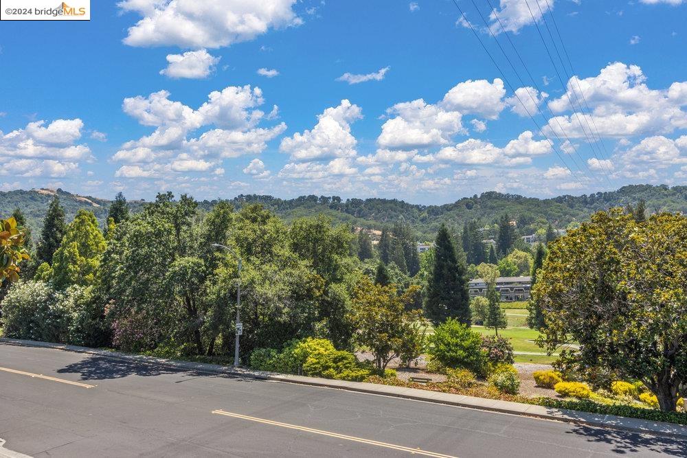 3446 Rossmoor Pkwy # 2