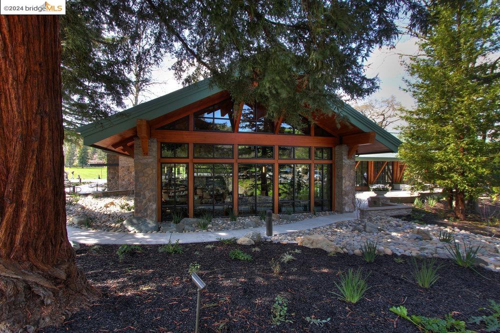 3446 Rossmoor Pkwy # 2