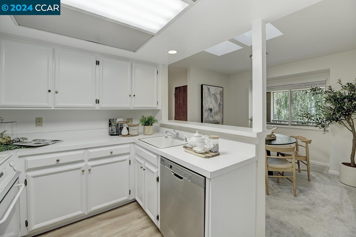 1621 Ptarmigan Dr # 8C