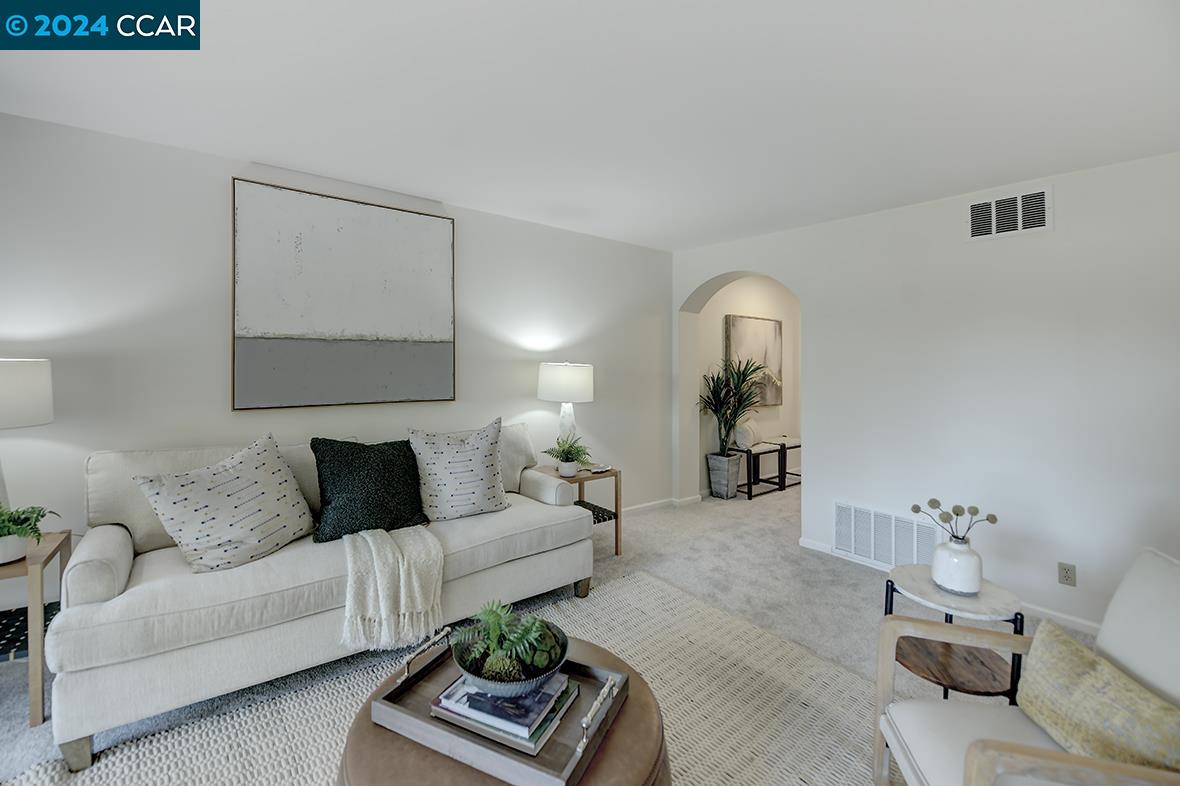 1621 Ptarmigan Dr # 8C