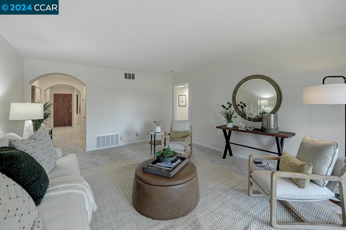 1621 Ptarmigan Dr # 8C