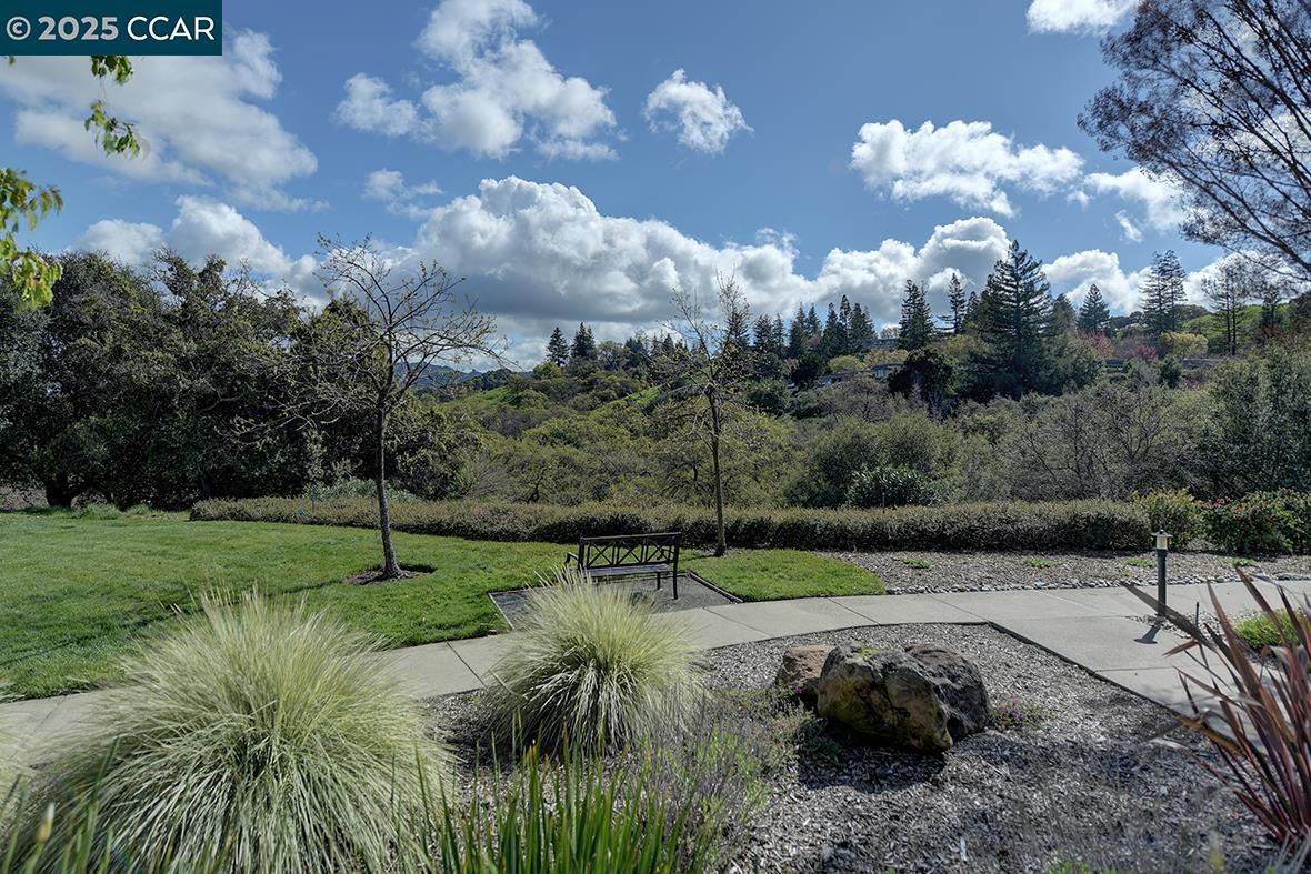 1225 Skycrest Dr # 2