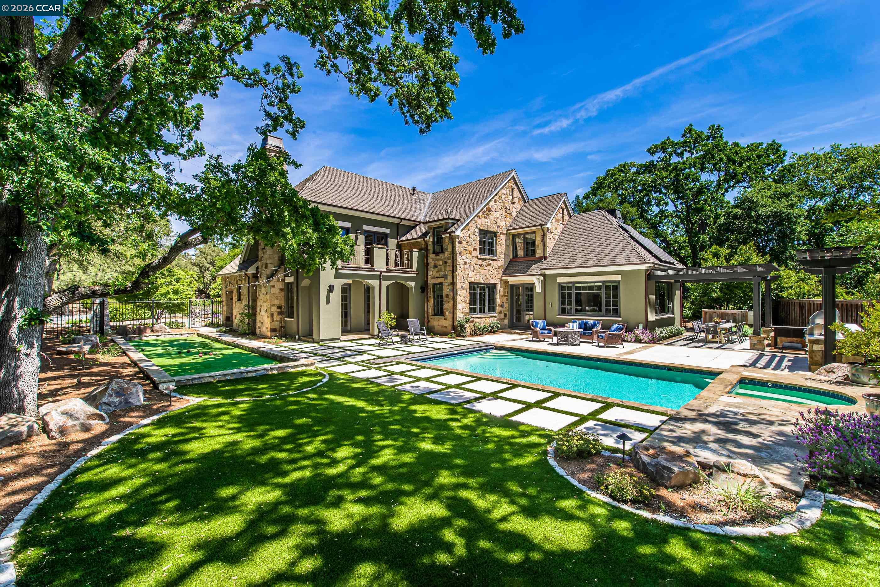 53 Hidden Oaks Dr.