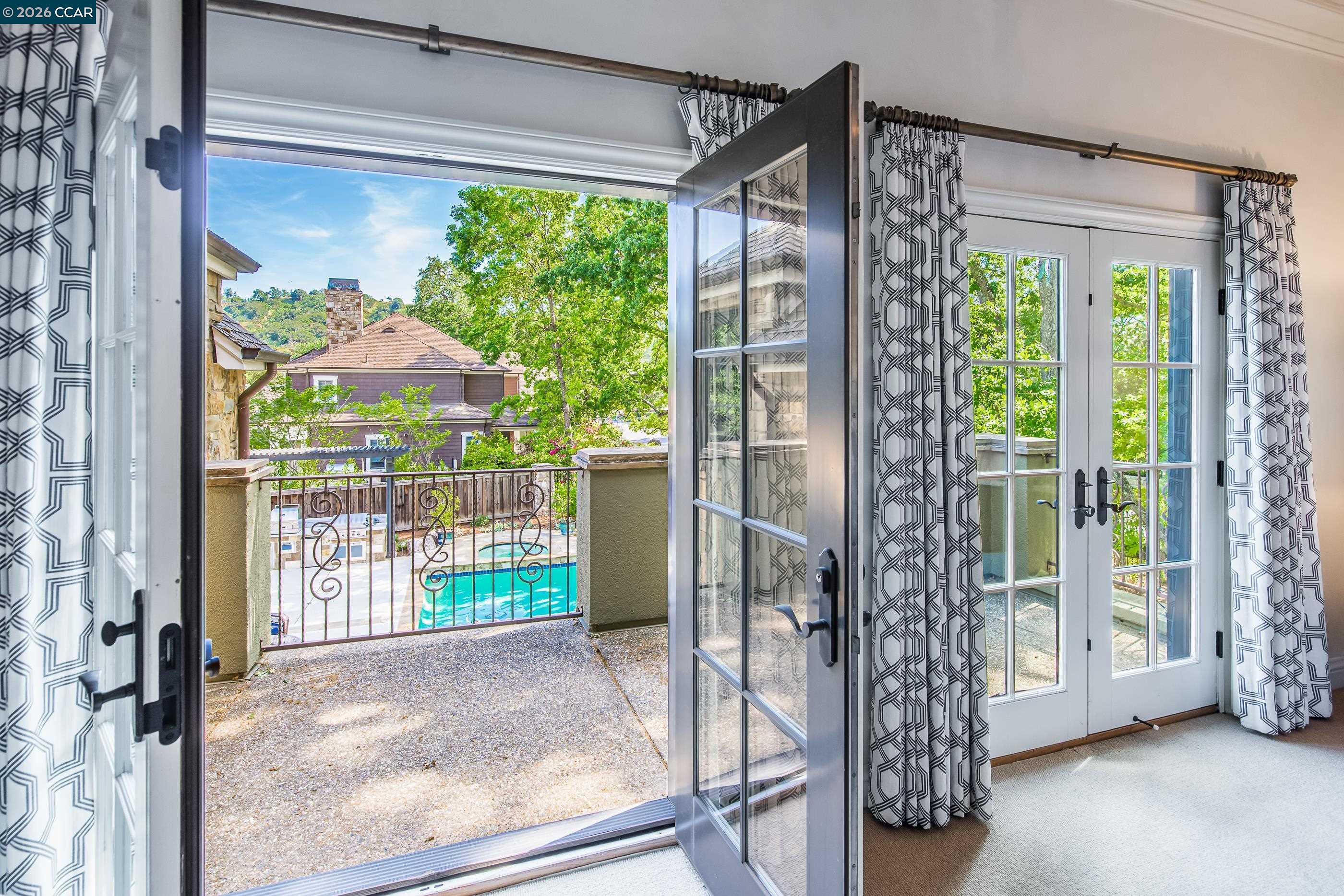 53 Hidden Oaks Dr.