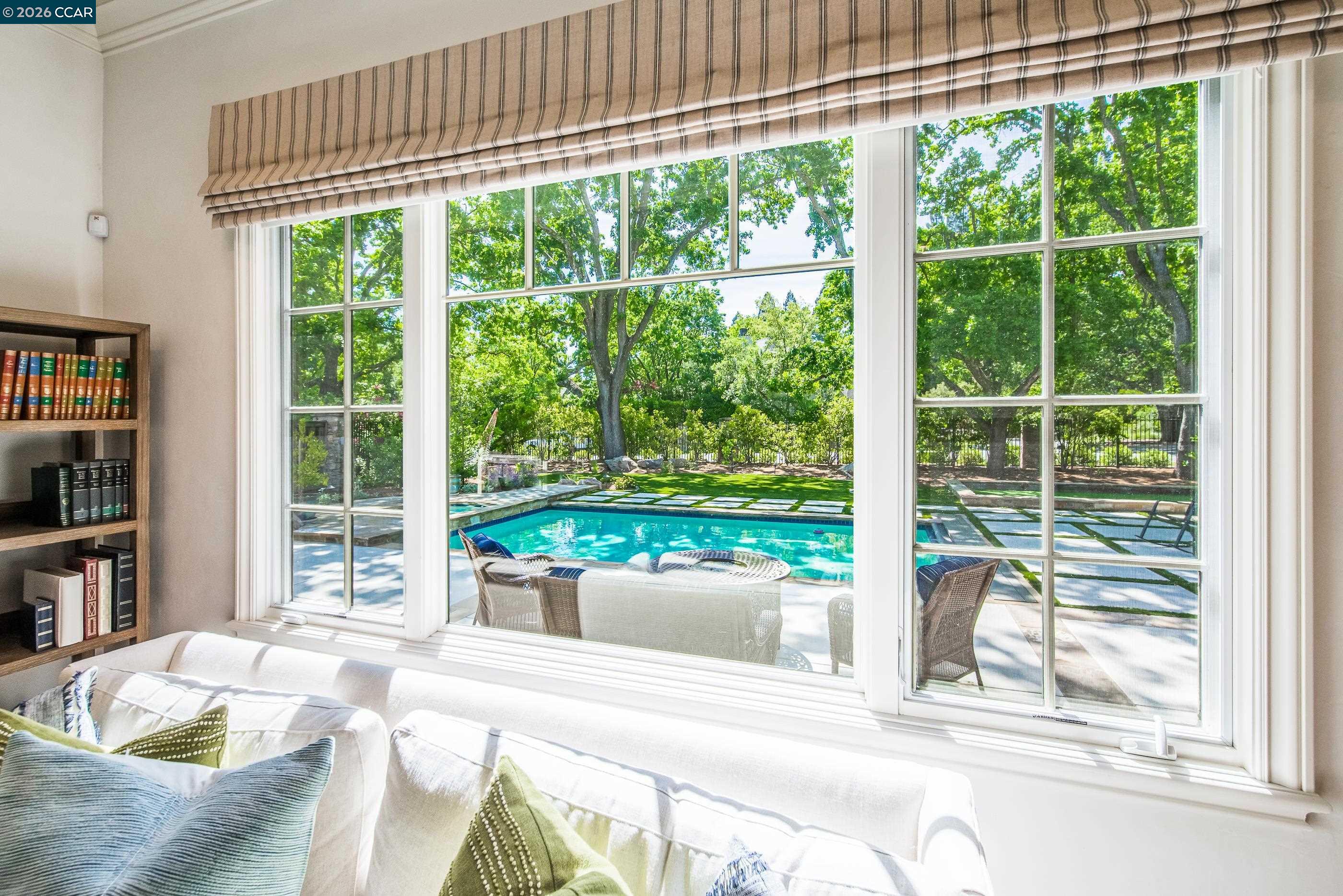 53 Hidden Oaks Dr.