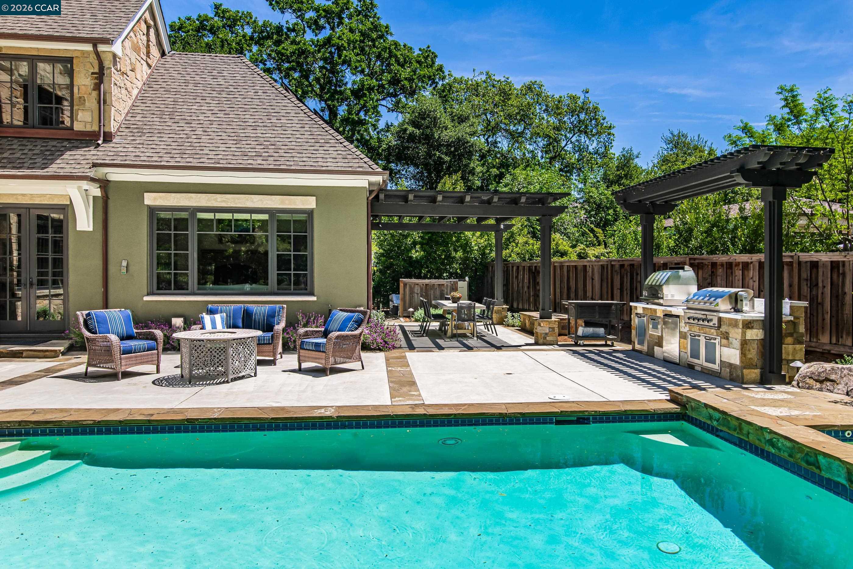 53 Hidden Oaks Dr.