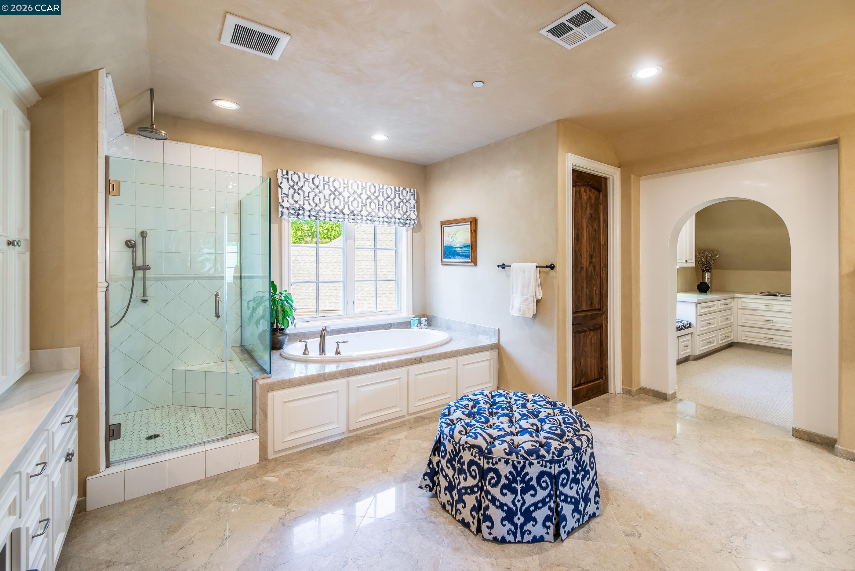53 Hidden Oaks Dr.