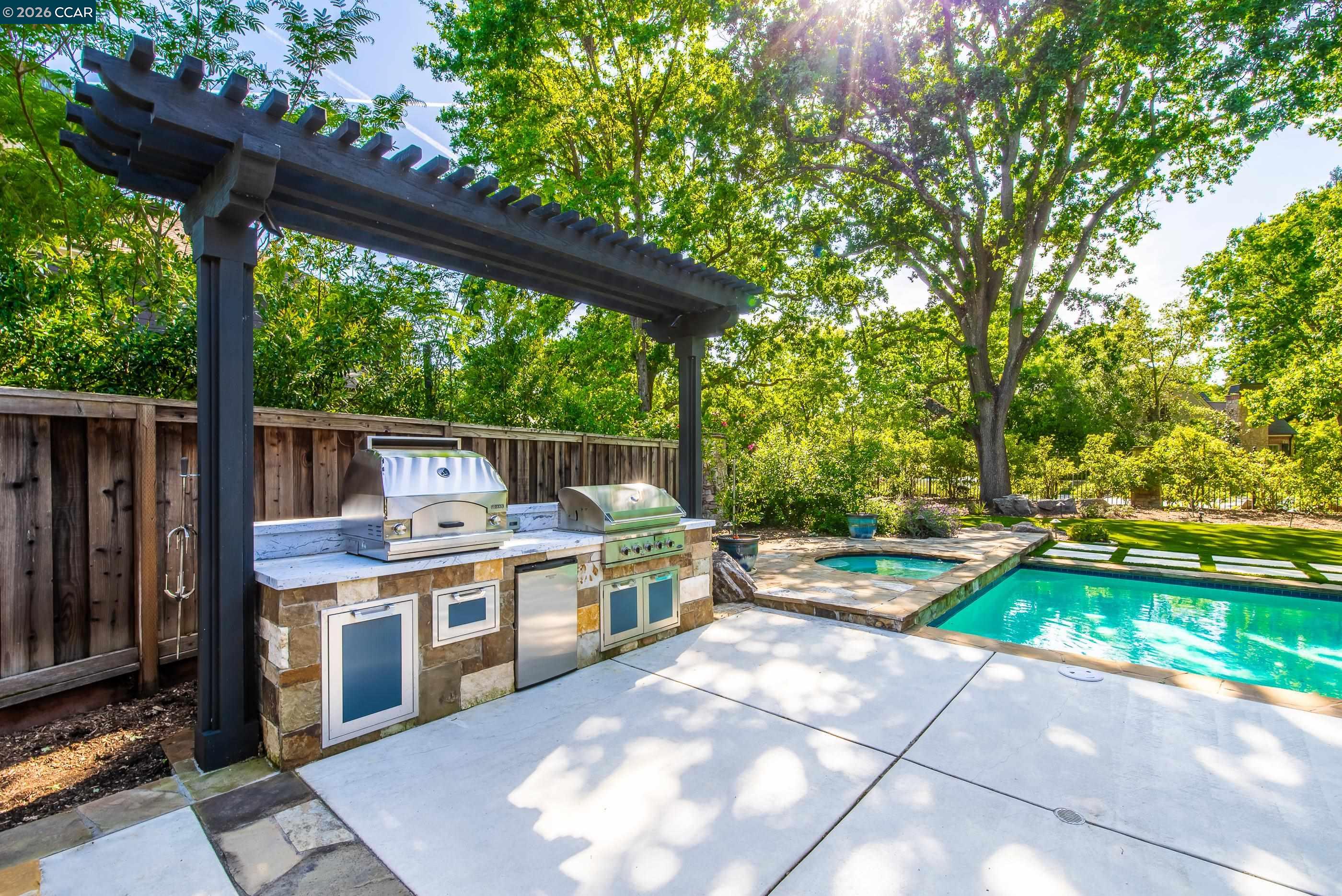 53 Hidden Oaks Dr.