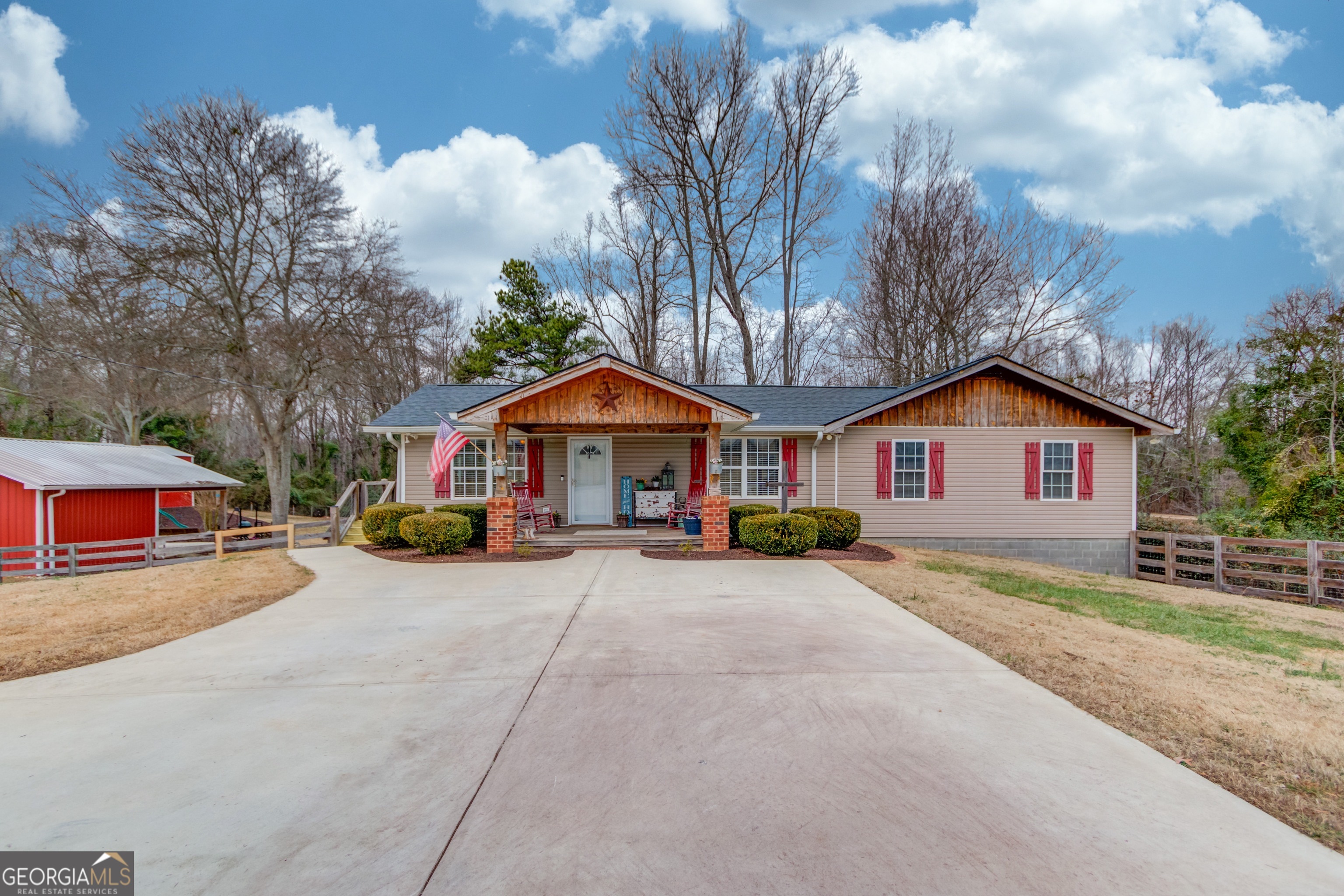 1881 Hog Mountain Road