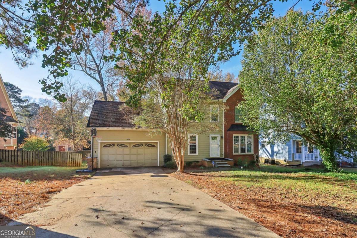 213 Fairbrook Lane