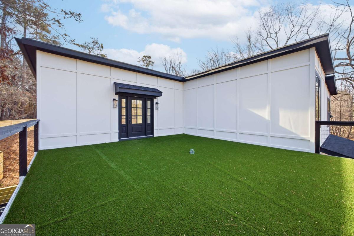 6465 Yacht Club Road