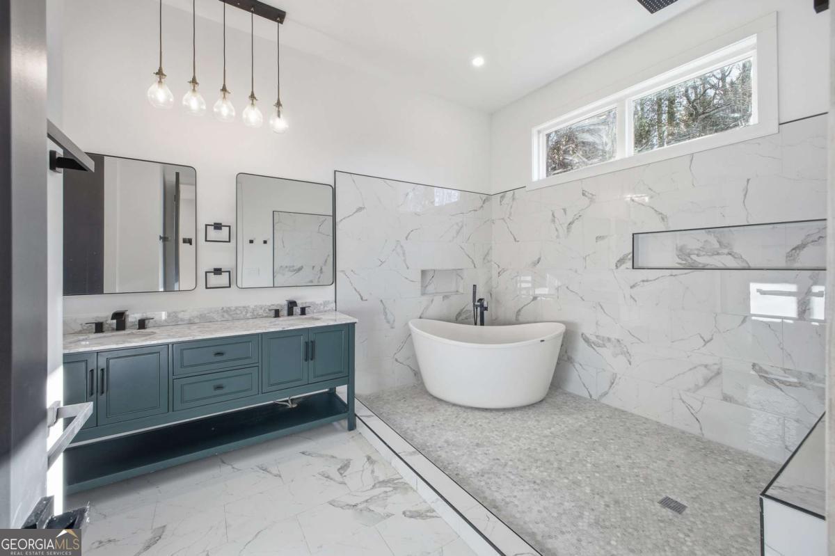 6465 Yacht Club Road