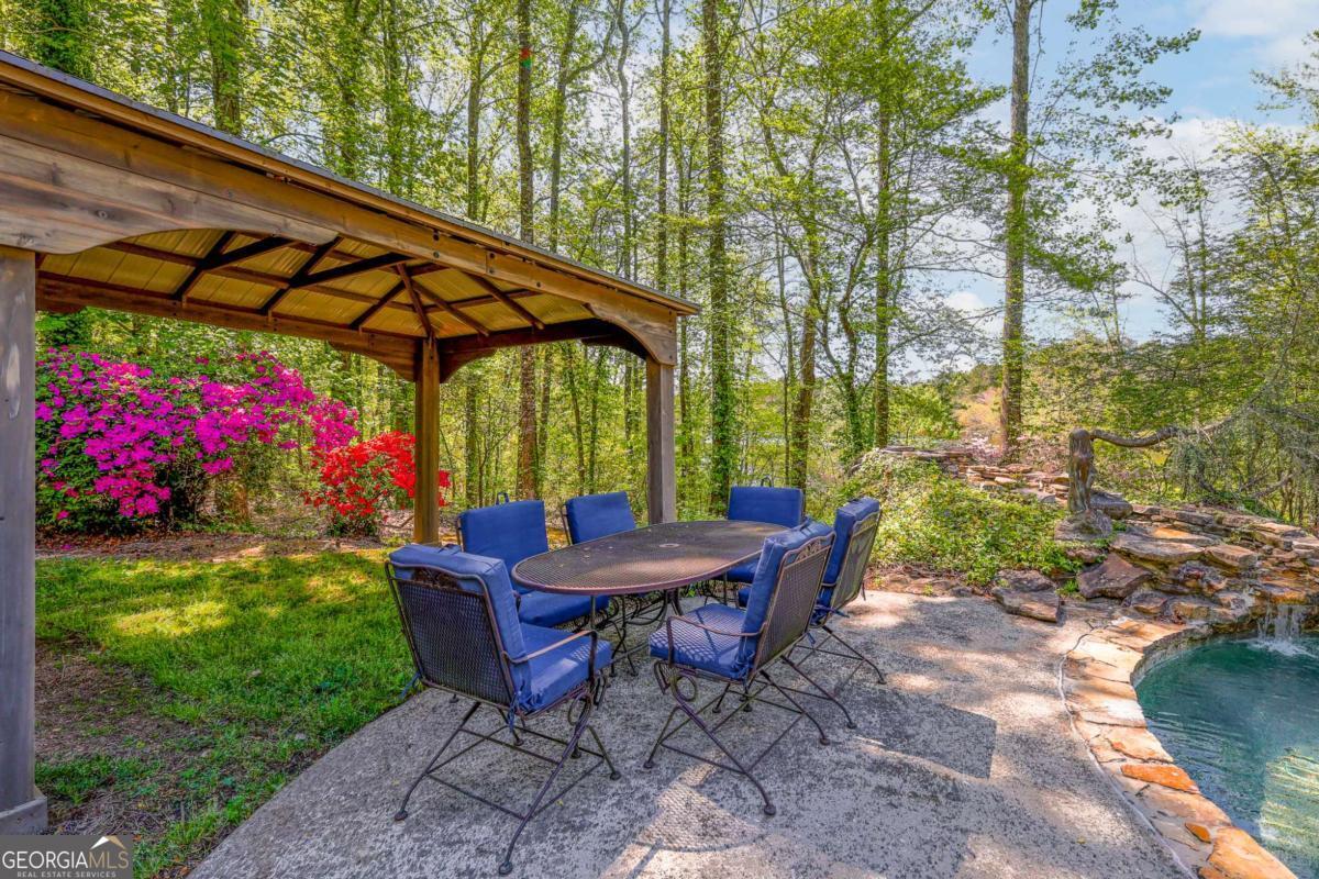6795 Dawg Ridge
